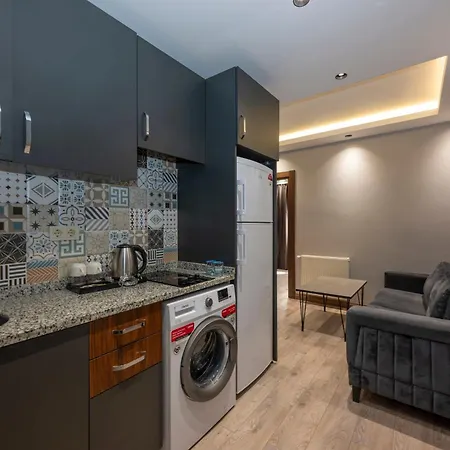 Comfort Hotell 2*