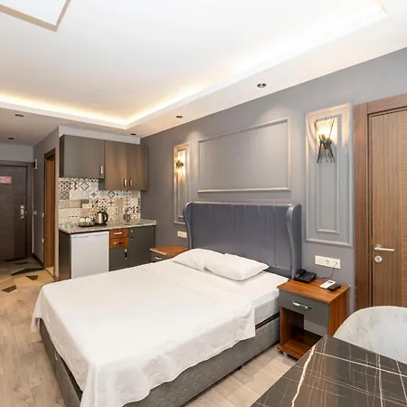 Comfort Hotell 2*