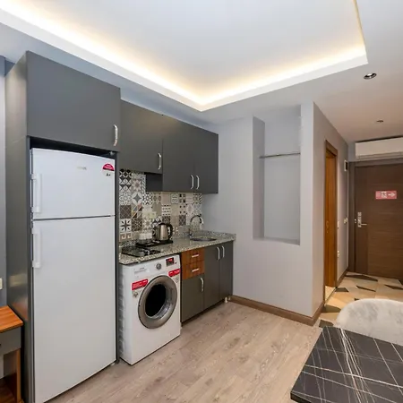 Comfort Hotell 2*
